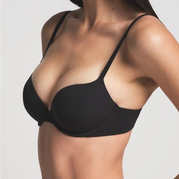 SKIMS Fits Everybody Push-up Bra 32B Black NWT IN PACKAGE - Picture 1 of 6